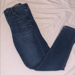 Curvy Hi-Rise Jeggings